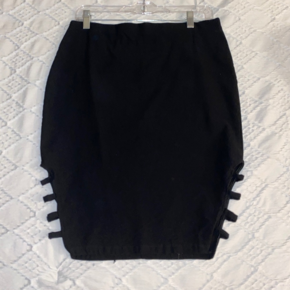 High black skirt